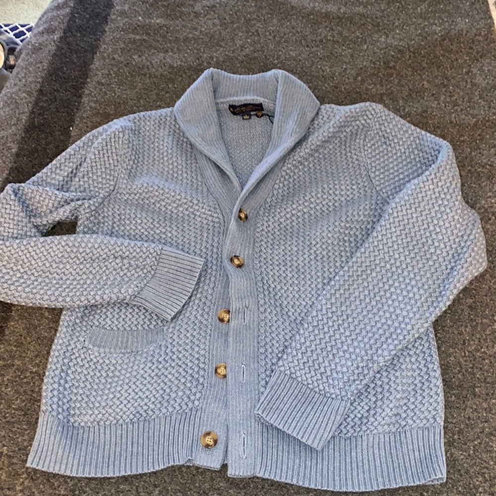 NWOT Brooks Brothers Periwinkle Blue Button Sweater with Front Pockets - Size L